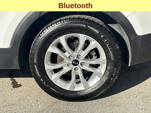 Used 2020 Kia Telluride LX AWD/4WD image 8