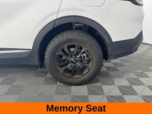 Used 2024 Kia Sportage X-Pro AWD/4WD image 16
