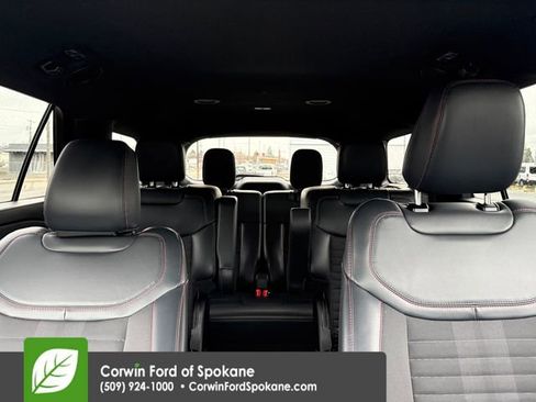 Certified 2025 Ford Explorer ST-Line image 35