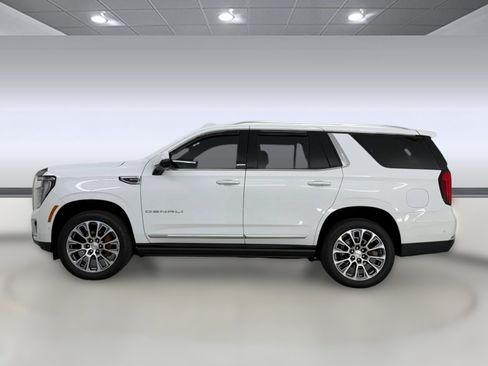 Used 2025 GMC Yukon Denali w/ Denali Reserve Package AWD/4WD image 2