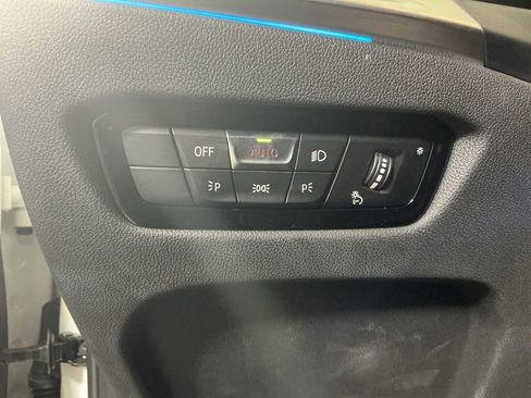 Certified 2023 BMW 330e w/ M Sport Package image 18