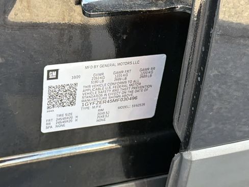 Used 2021 Cadillac XT4 Sport w/ Cold Weather Package FWD image 30