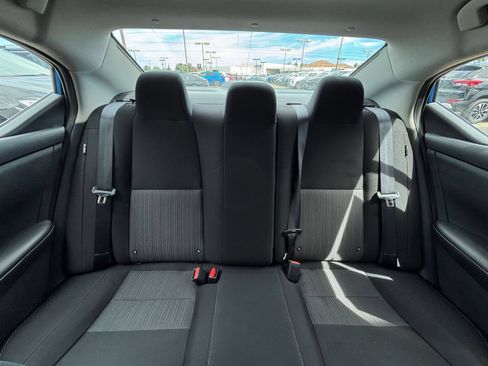 Used 2025 Nissan Sentra SV FWD image 37