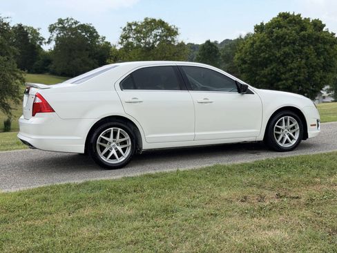 Used 2011 Ford Fusion SEL FWD image 20