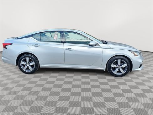 Used 2019 Nissan Altima 2.5 SL image 4