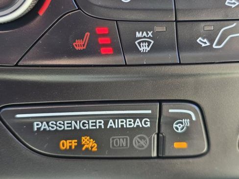 Used 2018 Ford Escape Titanium w/ Ford Safe & Smart Package AWD/4WD image 27