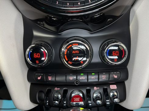 Used 2018 MINI Cooper S FWD image 28