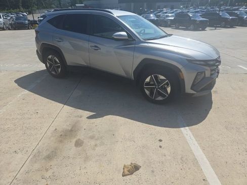 Used 2025 Hyundai Tucson SEL FWD image 15