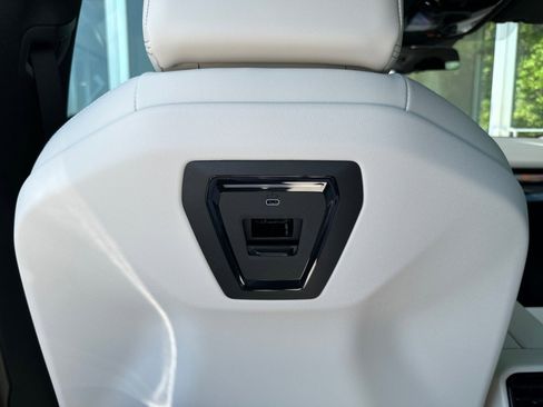 New 2026 BMW 530i RWD image 21
