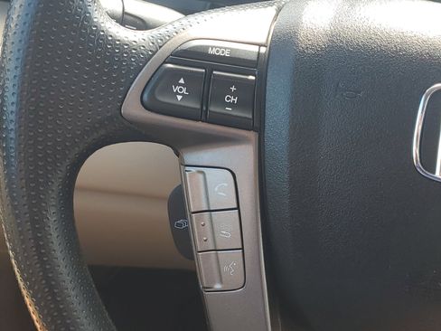 Used 2015 Honda Odyssey LX image 22
