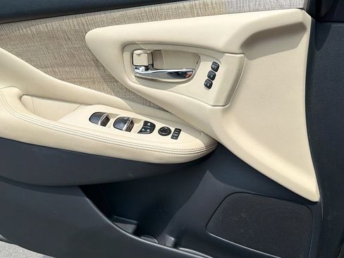 Certified 2024 Nissan Murano SL AWD/4WD image 18