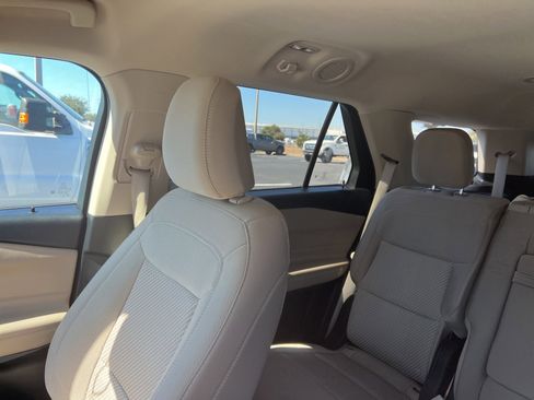 Certified 2023 Ford Explorer XLT image 16