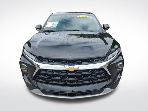 Used 2024 Chevrolet Blazer LT FWD image 2