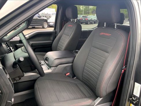Used 2018 Ford F150 XLT w/ Equipment Group 302A Luxury AWD/4WD image 7