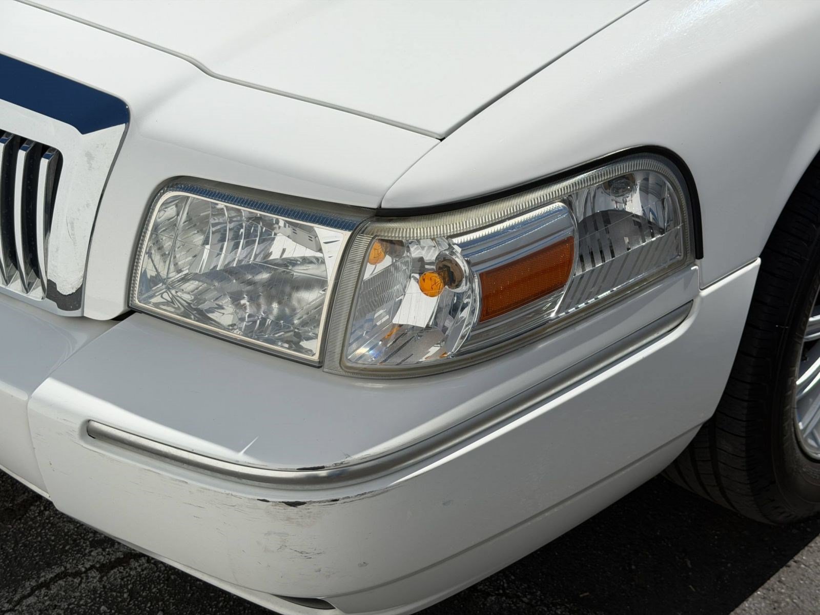 Used 2011 Mercury Grand Marquis LS RWD image 10