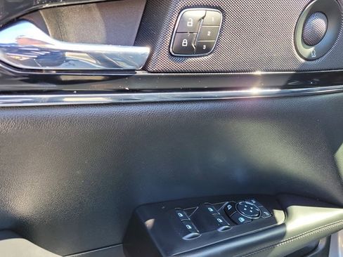 Certified 2023 Lincoln Nautilus Reserve w/ Monochromatic Package image 18