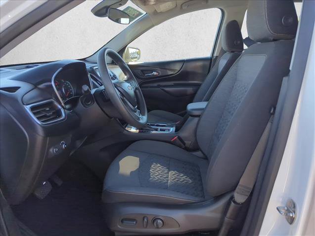 Used 2023 Chevrolet Equinox LT AWD/4WD image 17