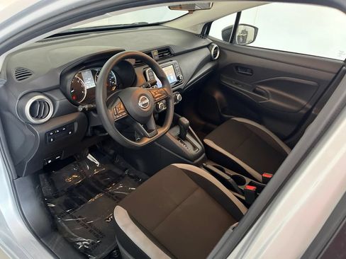 Used 2025 Nissan Versa S w/ Trunk Package FWD image 24