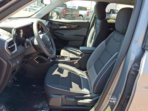 New 2026 Chevrolet TrailBlazer LT FWD image 8