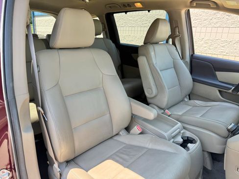 Used 2013 Honda Odyssey EX-L image 16