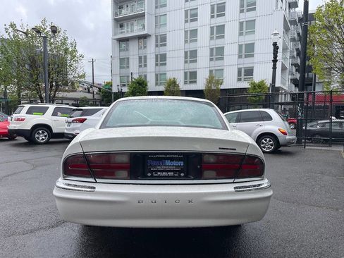 Used 2000 Buick Park Avenue Ultra w/ Gran Touring Pkg image 17