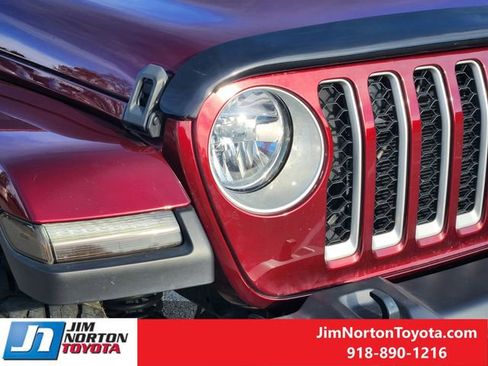 Used 2021 Jeep Gladiator Overland w/ Popular Equipment Package image 10