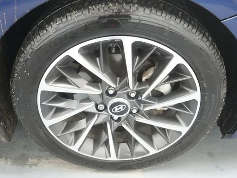 Used 2022 Hyundai Sonata Limited w/ Cargo Package FWD image 11