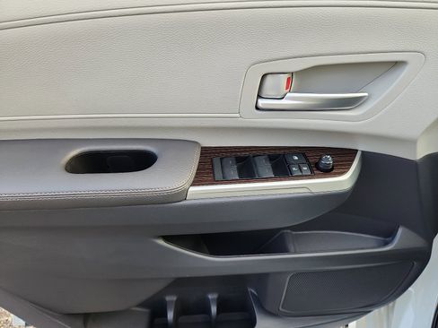 Used 2021 Toyota Sienna XLE image 17