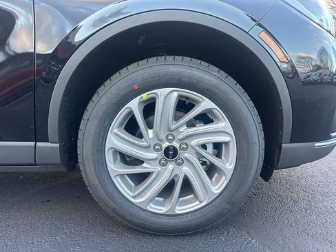 New 2026 Lincoln Corsair Premiere image 8