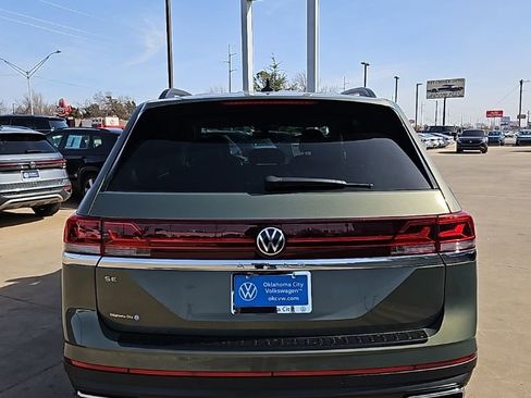New 2026 Volkswagen Atlas SE FWD image 6