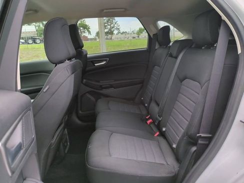 Certified 2021 Ford Edge SE FWD image 15