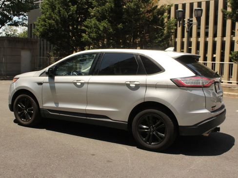 Used 2015 Ford Edge SEL w/ Equipment Group 201A AWD/4WD image 9