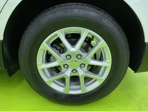 Used 2024 Chevrolet Equinox LS image 15