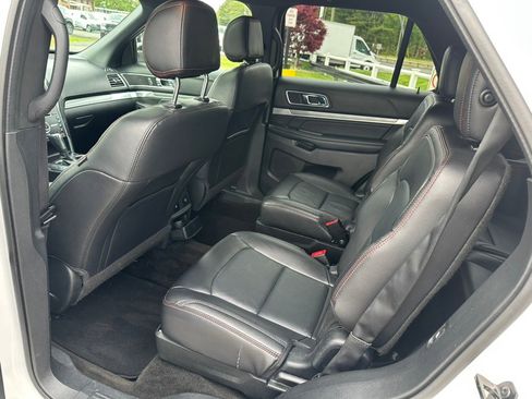 Used 2017 Ford Explorer Sport w/ Equipment Group 401A AWD/4WD image 14