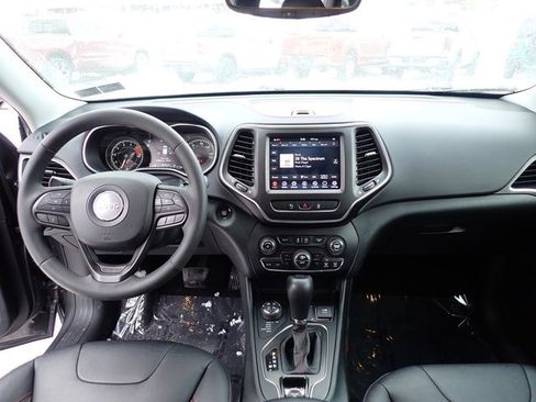 Certified 2022 Jeep Cherokee Trailhawk w/ Comfort/Convenience Group image 16