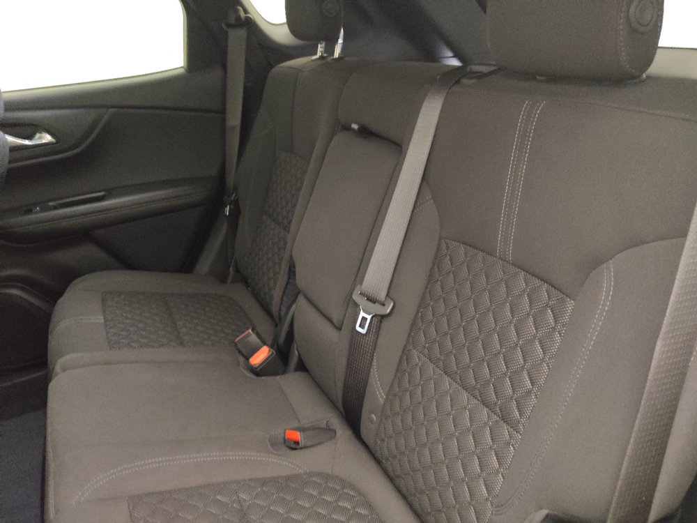 Used 2021 Chevrolet Blazer LT FWD image 18