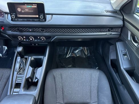 Used 2023 Honda Accord LX image 28
