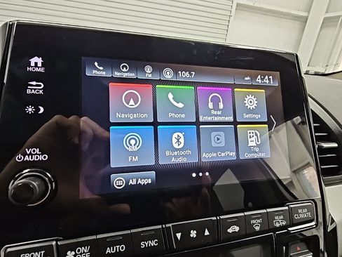 Used 2024 Honda Odyssey Touring image 14