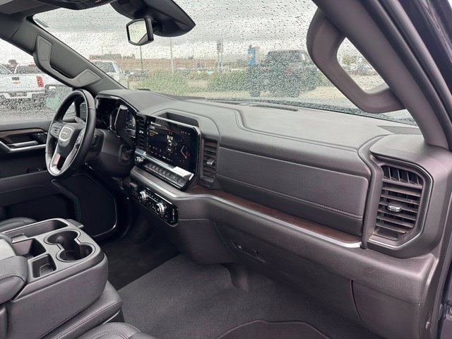 Certified 2025 GMC Sierra 1500 SLT AWD/4WD image 33
