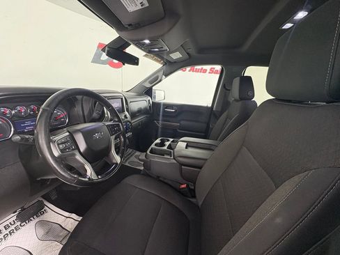 Used 2019 Chevrolet Silverado 1500 RST AWD/4WD image 14