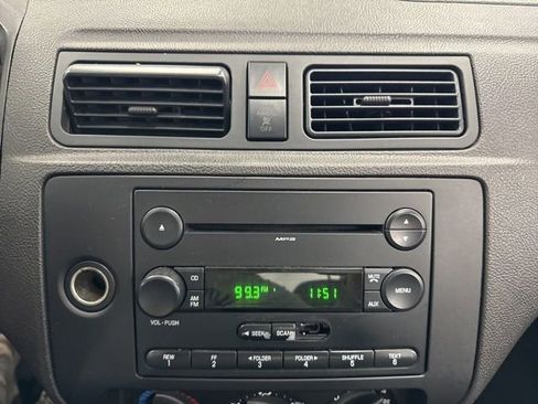 Used 2006 Ford Focus ZX4 Sedan image 33