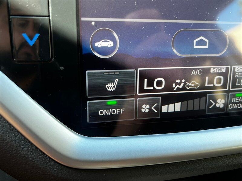 Used 2024 Subaru Ascent Premium w/ Convenience Package AWD/4WD image 32