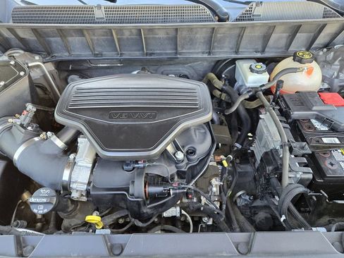 Used 2019 GMC Acadia SLT AWD/4WD image 29