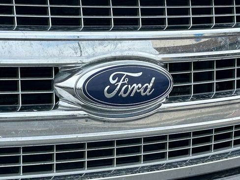 Used 2014 Ford F150 XLT w/ Equipment Group 302A Luxury image 10