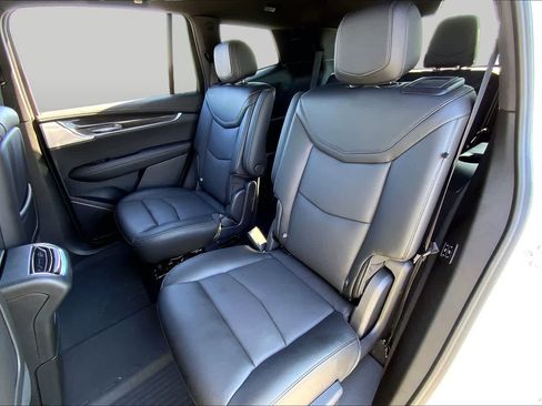 Used 2025 Cadillac XT6 Sport w/ Technology Package AWD/4WD image 20