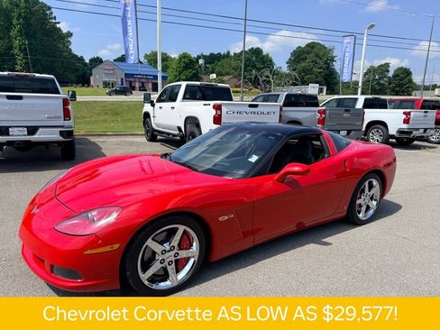 Used 2006 Chevrolet Corvette Coupe w/ Preferred Equipment Group RWD image 2