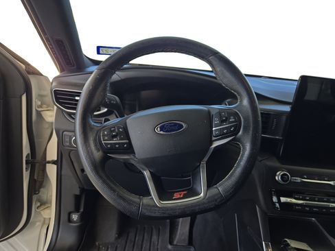 Used 2020 Ford Explorer ST w/ ST Street Pack AWD/4WD image 13