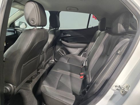 Used 2024 Buick Encore GX Preferred FWD image 34