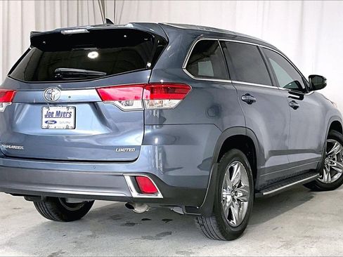 Used 2019 Toyota Highlander Limited Platinum image 13