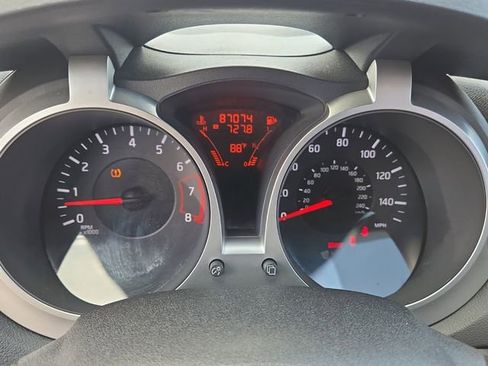 Used 2011 Nissan Juke SV w/ Chrome Pkg FWD image 21
